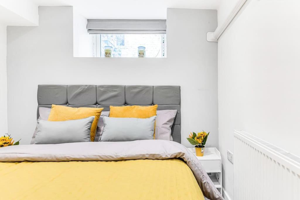 Luxstay Holland Park Apartment With Ac London Exterior photo